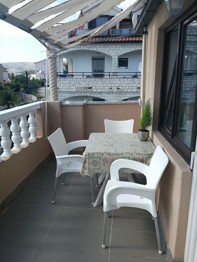 Villa Kartelo Trogir Exterior foto